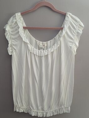 Studio M Cream Ruffle Scoop-Neck Blouse